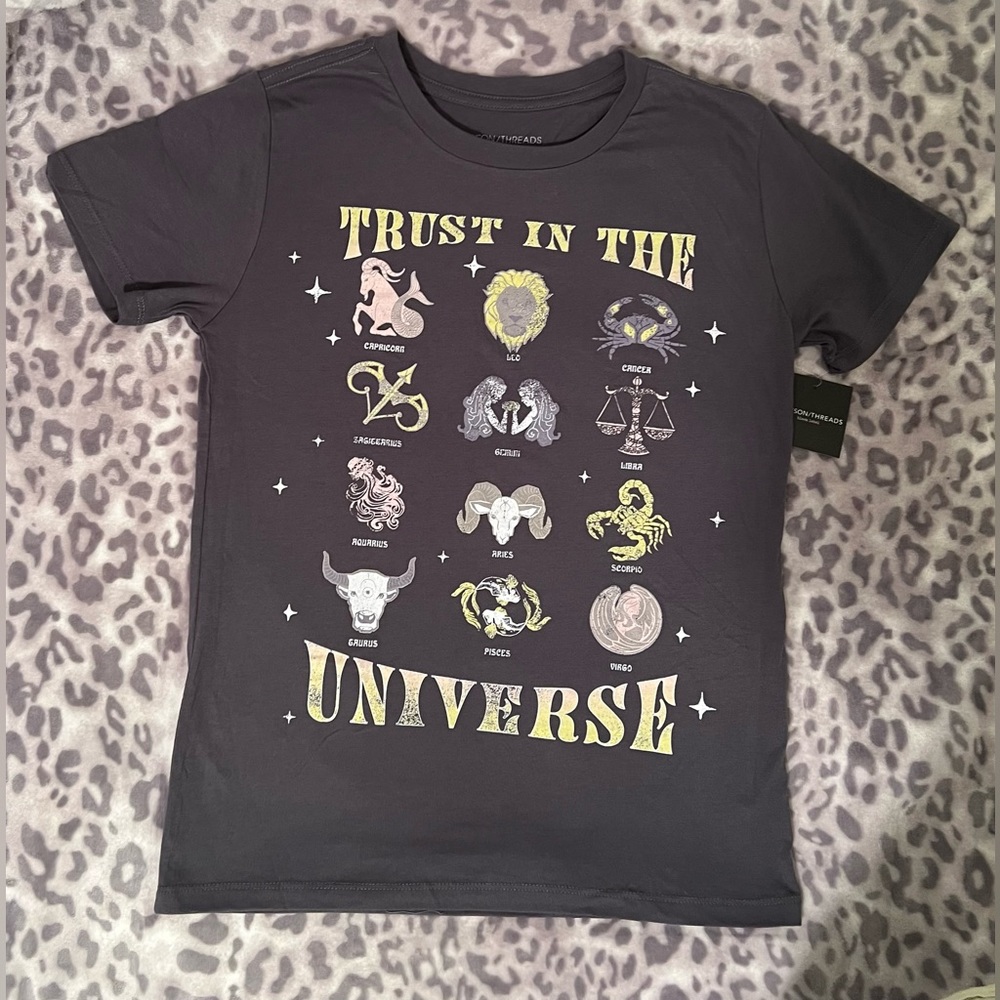 NWT Zodiac Signs Graphic Tee